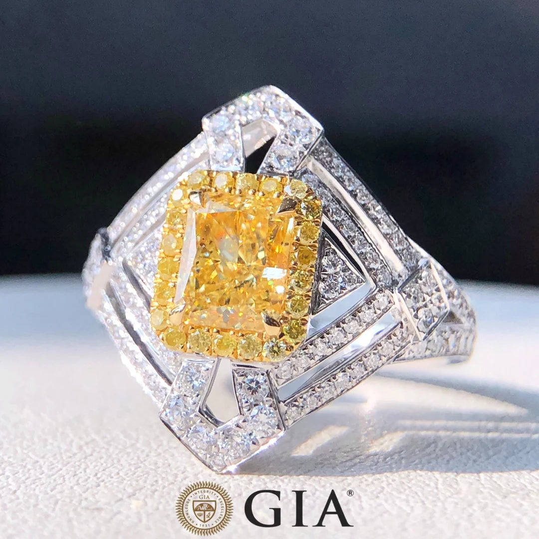 Ausgefallene Verlobungsringe mit gelben Diamanten. Mit GIA-Zertifikat.