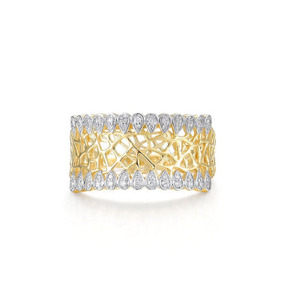 Natural Diamond Luxury Rings. 14K Yellow Gold.