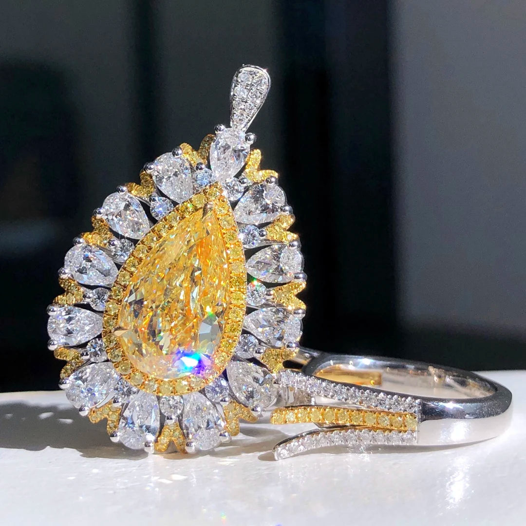 Luxury Diamond Engagement Rings. 5.07 Carat Fancy Yellow Diamond.