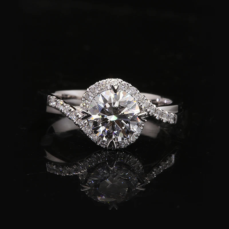 Lab-Grown Diamond Engagement Rings. 1.0 Carat - IGI Certificate