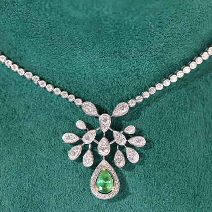 Emerald diamond necklace