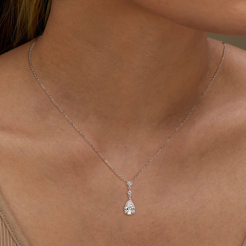 Luxury 2.0ct Moissanite Pear Shape Pendant Necklace.