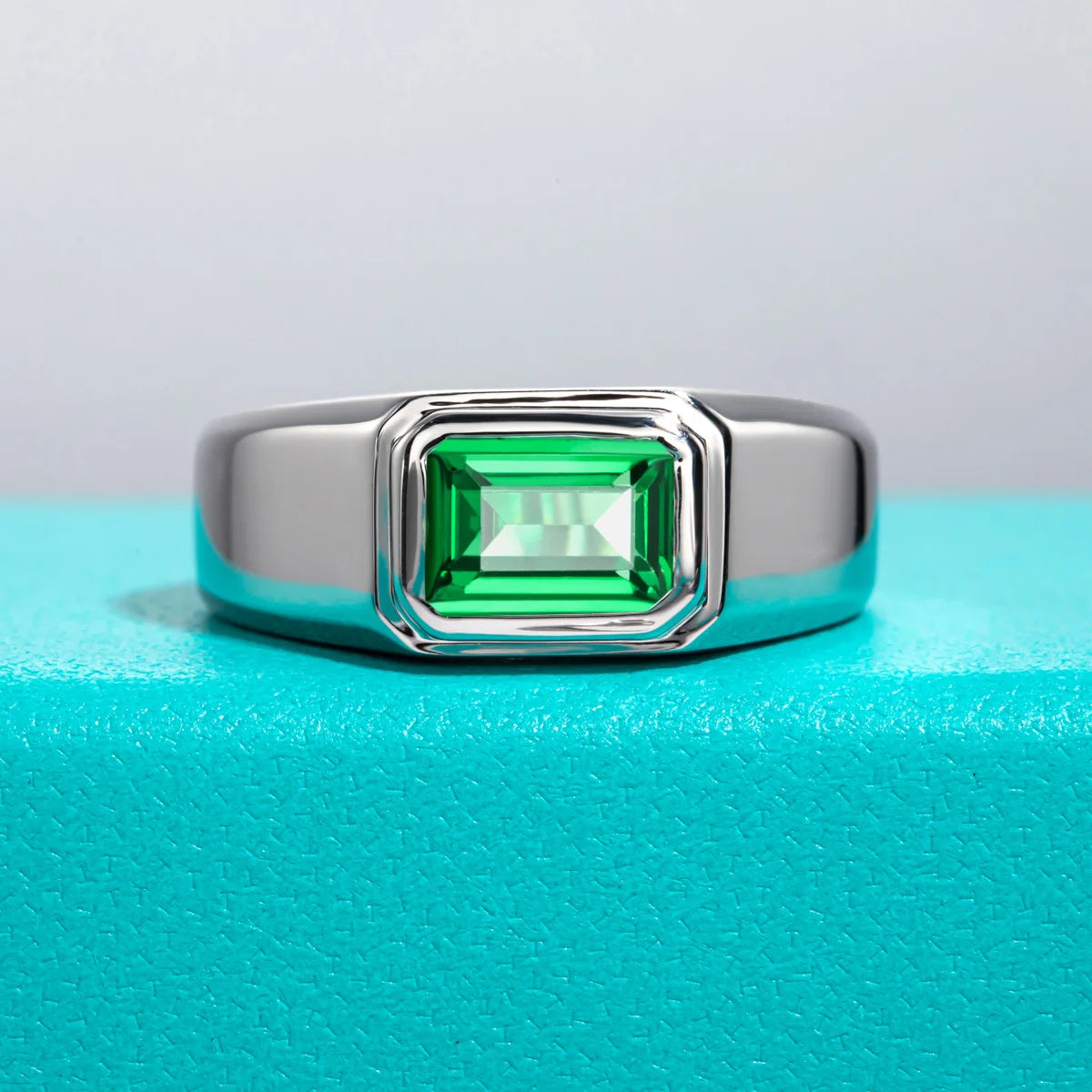 Luxury Emerald Men Rings. 2.0 Carat. Lab-Grown Colombian Emerald.