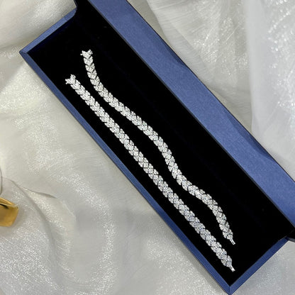 18K White Gold Natural Diamonds Bracelet