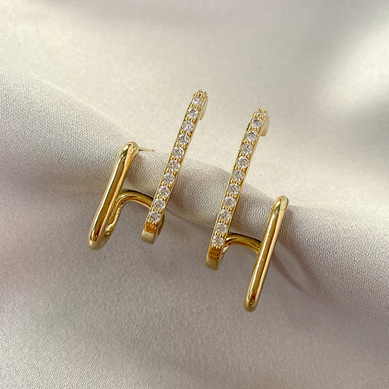 Elegant Moissanite Earrings. 18K Gold Plated Silver.