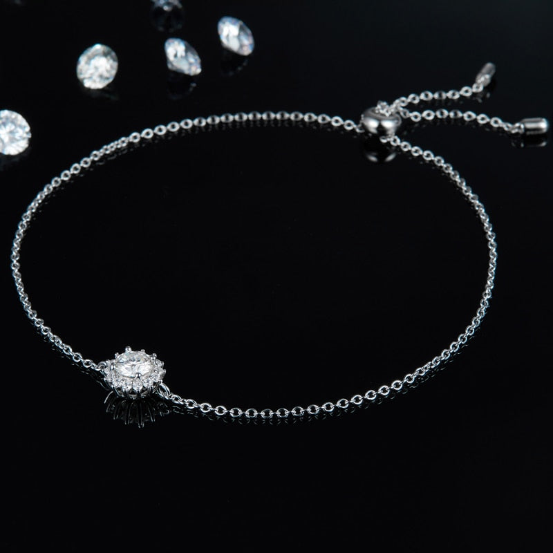 Elegant Moissanite Bracelets. 0.50 Carat. D VVS1.