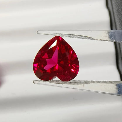 Loose Ruby. Heart Shape. 0.35 To 7.85 Carat. VVS1. Lab-Grown Ruby.