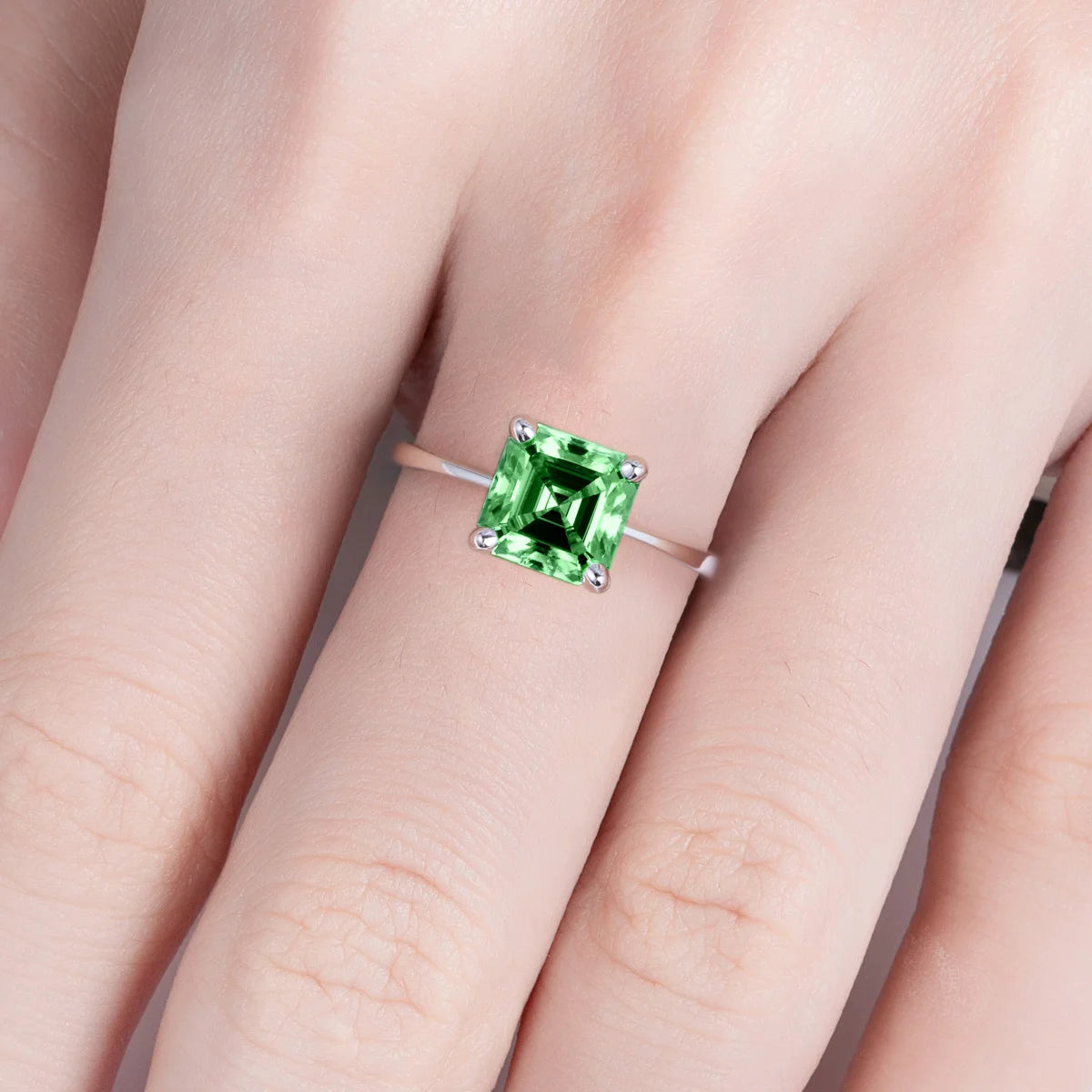 Emerald Engagement Rings. 3.0 Carat Colombian Lab-Grown Emerald.