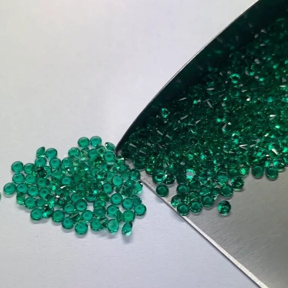 Loose Emeralds. 0.8mm to 3.0 mm. Round Shape. Lab-Grown Emerald Gemstones.