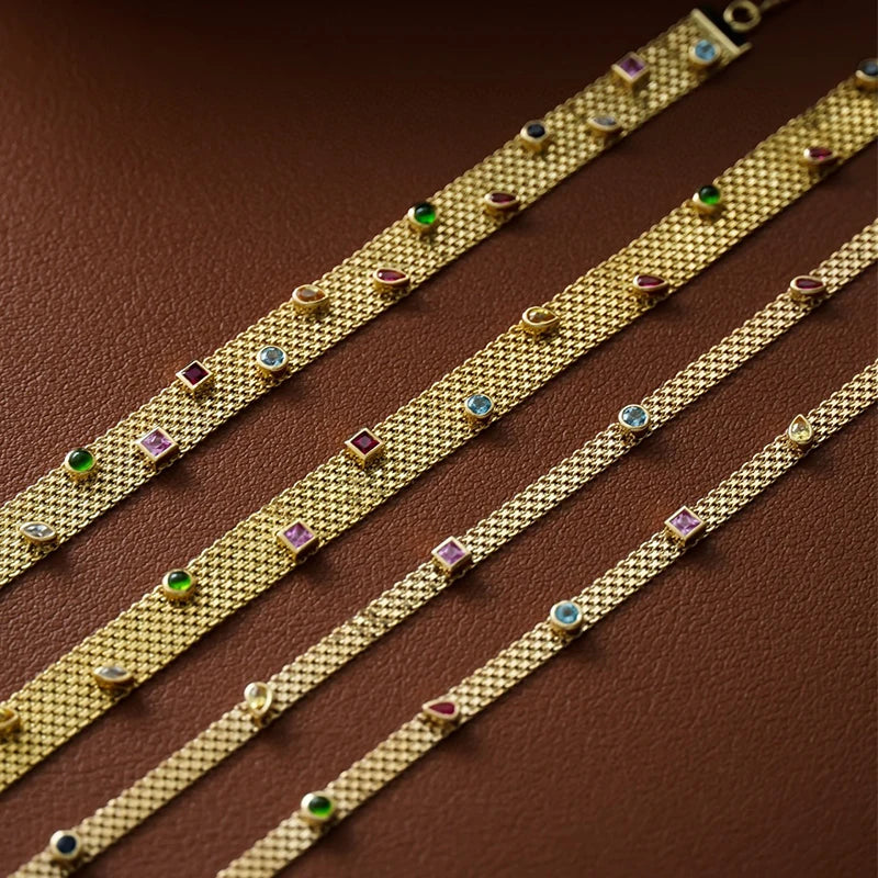 Natural Sapphires Bracelets. 18K Yellow Gold.