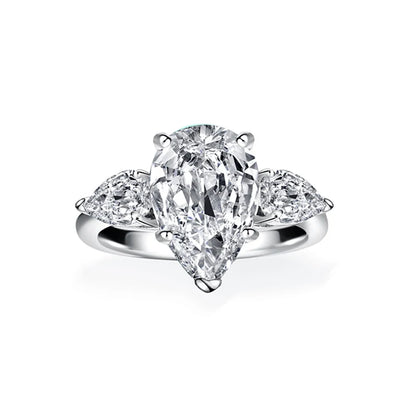 Elegant Green Moissanite Engagement Rings. 4.0 Carat.