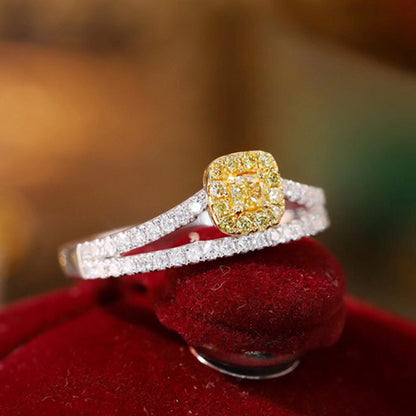Natural Yellow and White Diamond Rings. 18K White Gold.