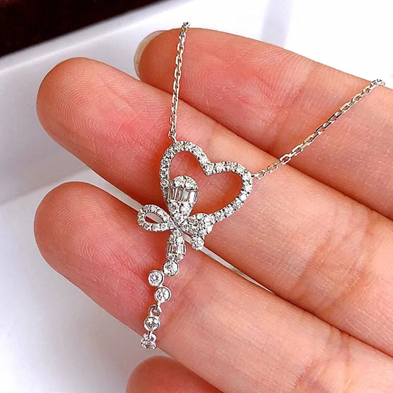 Luxury Heart-Shaped Natural Diamond Pendant Necklace.