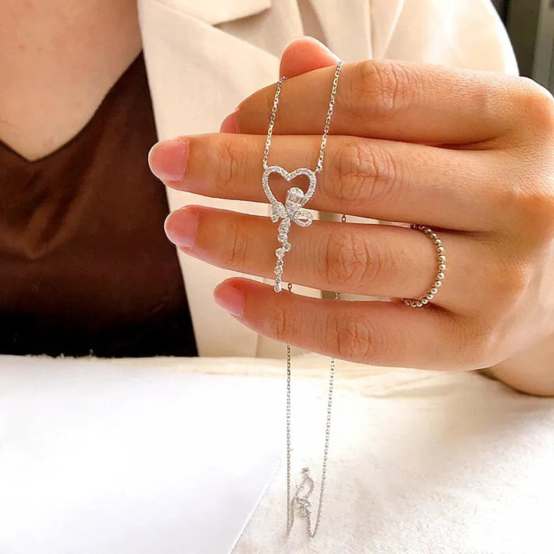 Luxury Heart-Shaped Natural Diamond Pendant Necklace.