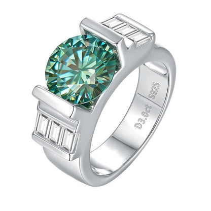 Luxury green moissanite diamond ring for women with gold setting
