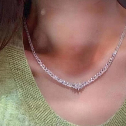 Luxury Natural Diamond Necklaces. 7.0 Carat. 18K White Gold.