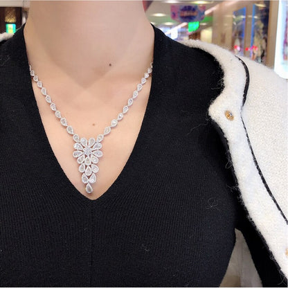 Luxury Diamond Jewelry Set. Necklace, Bracelet, Earrings.