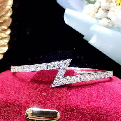 Natural Diamond Bangle. 2.20 Carat. 18K White Gold