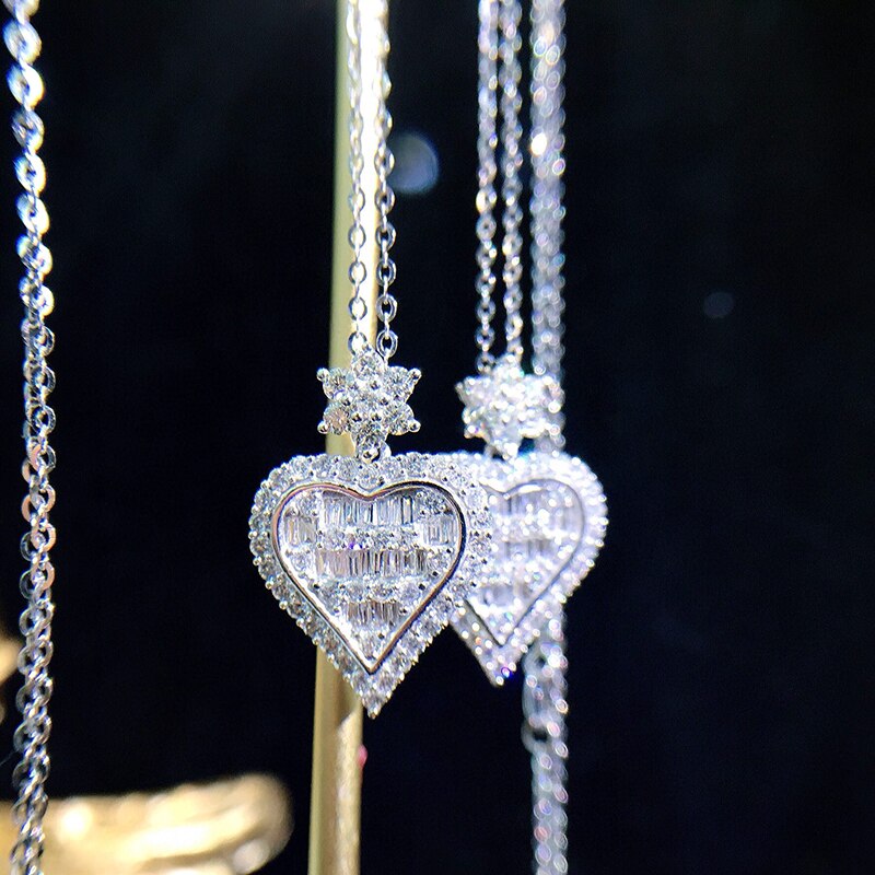 Heart Shaped Diamond Pendant Necklace. 0.45 Carat. 18K White Gold.