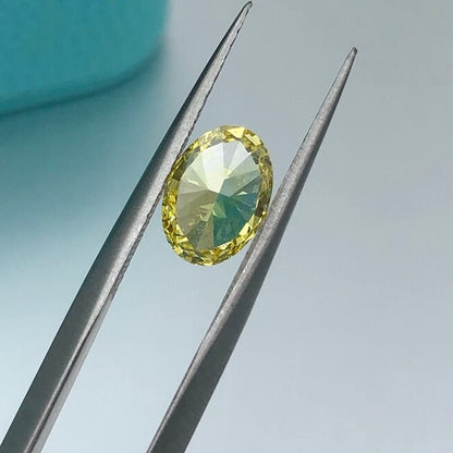 Oval 1.0 Carat Fancy Vivid Yellow Color VS1 Clarity Lab-grown Diamond