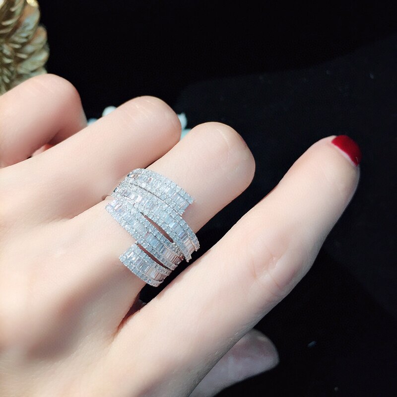 Luxury Diamond Rings. 1.0 Carat Natural Diamonds.