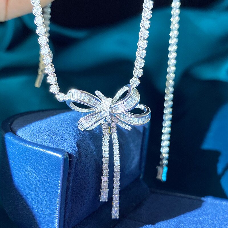 Luxury Diamond Necklaces. 4.50 Carat Natural Diamonds.