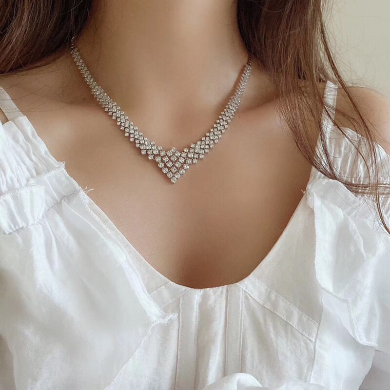 Luxury Natural Diamond Necklaces. 10 Carat. 18K White Gold.