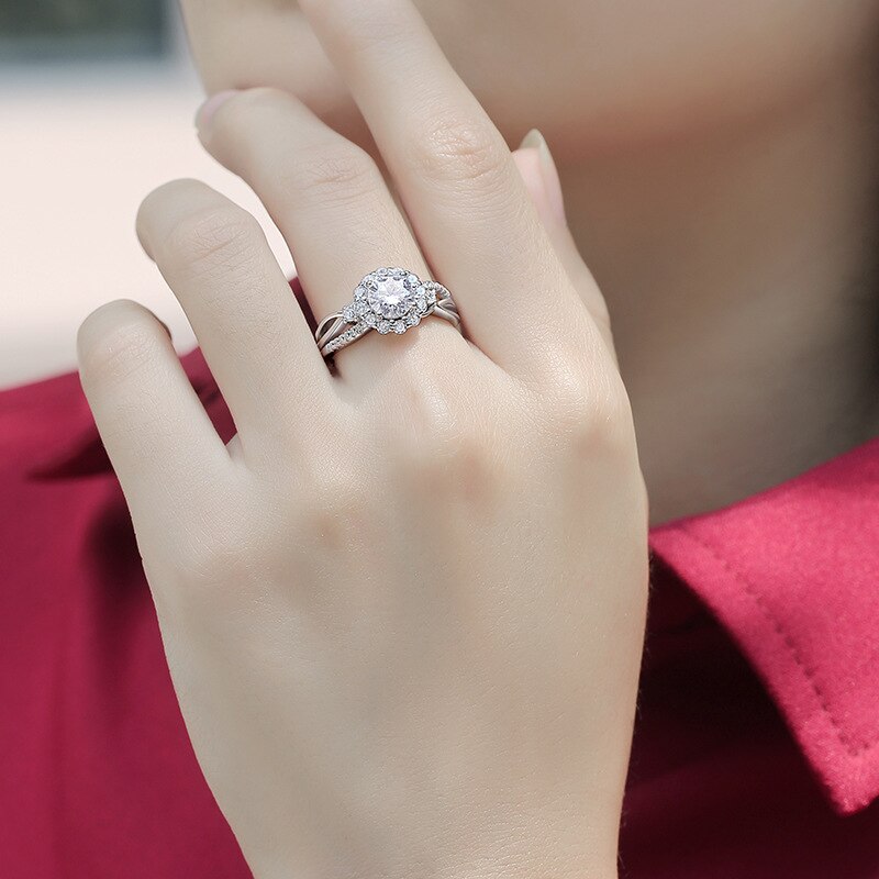 Buy Moissanite Ring Online. 1.0 Carat, D VVS1, White Gold Plated Silver.