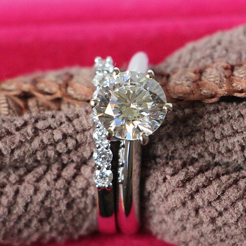 Solid 18k White Gold 3.7 Carat Moissanite D Color VVS1 Engagement Ring