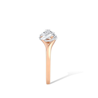 Flower Shape. Elegant Diamond Engagement Rings.