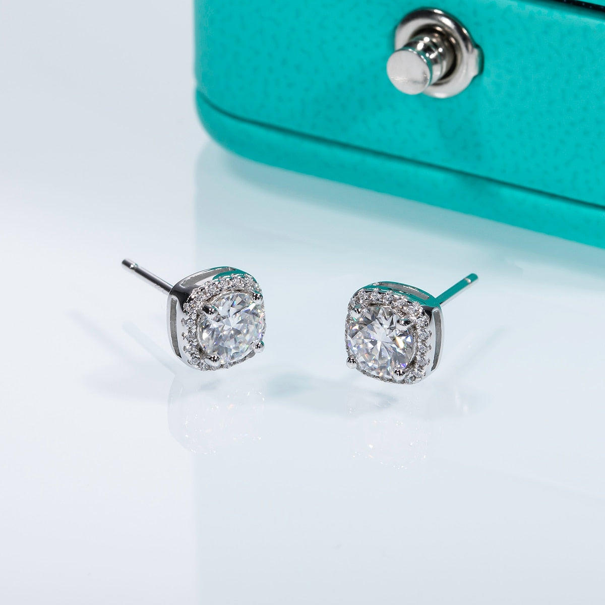 Moissanite Diamond Earrings. 18K Gold Plated Silver.