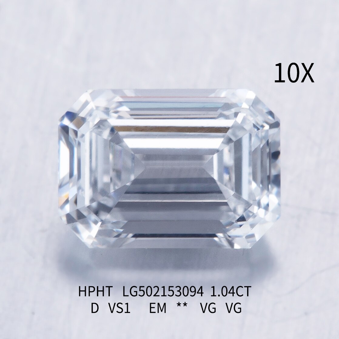 IGI Diamond. Emerald Shape. Lab-Grown Diamond. 1.0 to 3.0 Carat. D VVS.