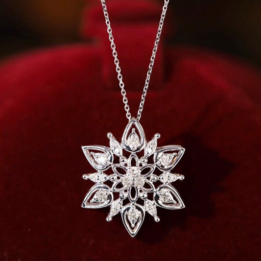 Lovely Flower Snowflake Diamond Necklace. Natural Diamonds.