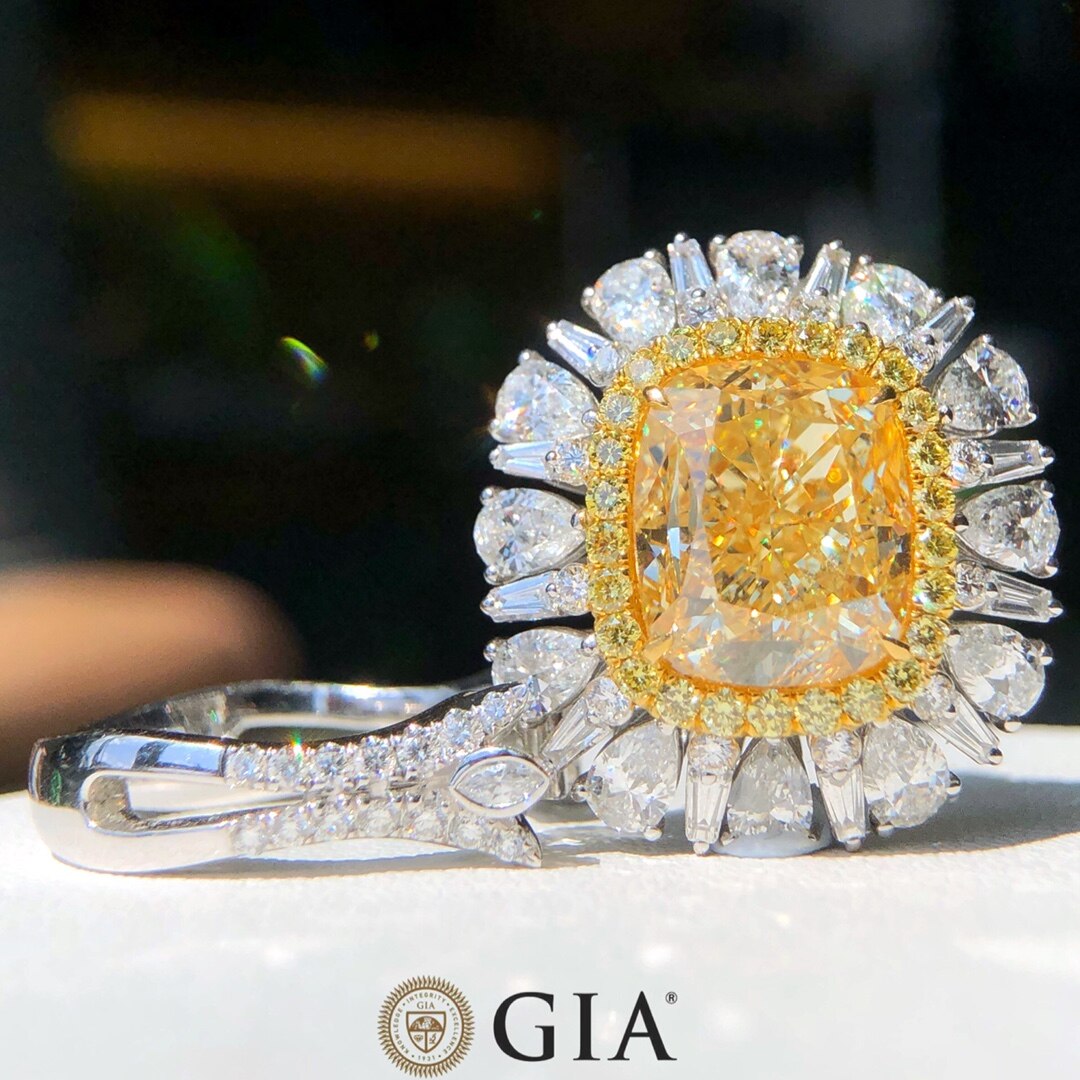 Daisy Engagement Ring - Fancy Yellow Diamond and Baguette Diamond Ring –  ARTEMER